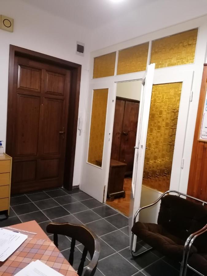 Szatmari Apartman 米什科尔茨 外观 照片