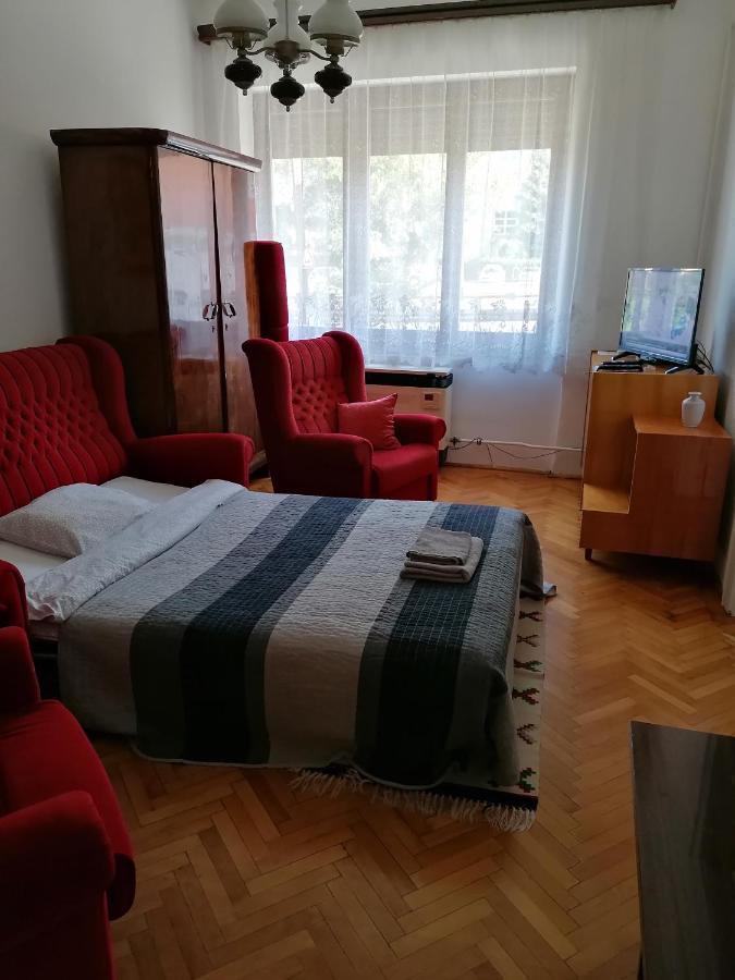 Szatmari Apartman 米什科尔茨 外观 照片