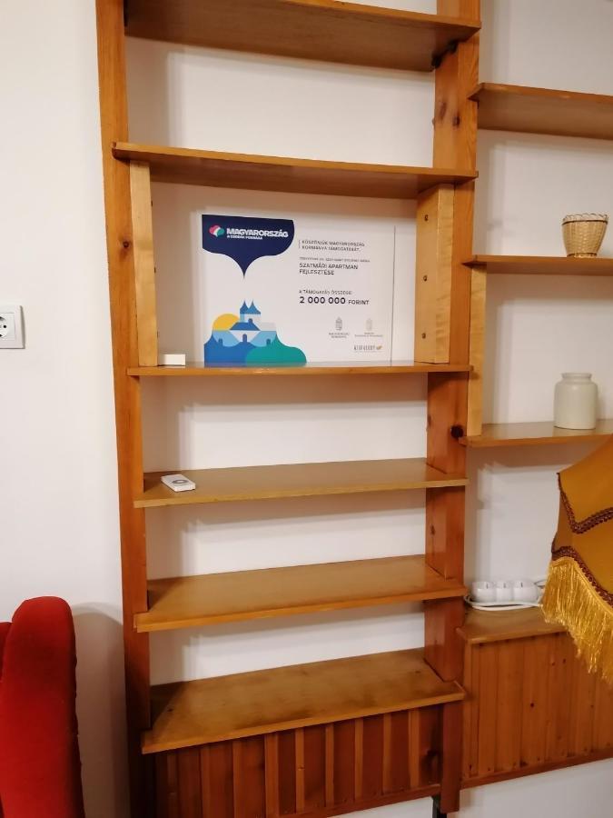 Szatmari Apartman 米什科尔茨 外观 照片